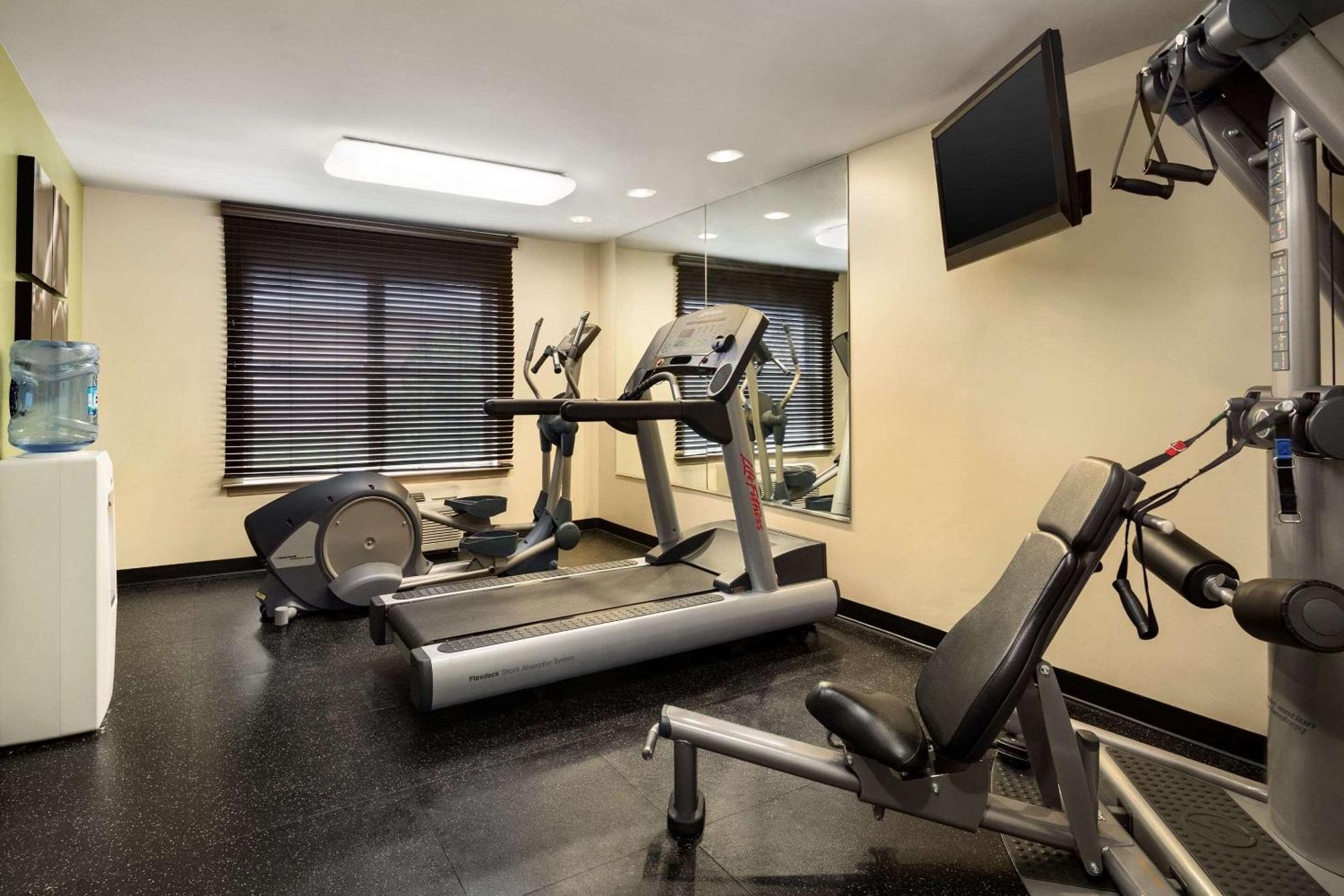 Country Inn & Suites By Radisson, Washington Dulles International Airport, Va Sterling Ngoại thất bức ảnh