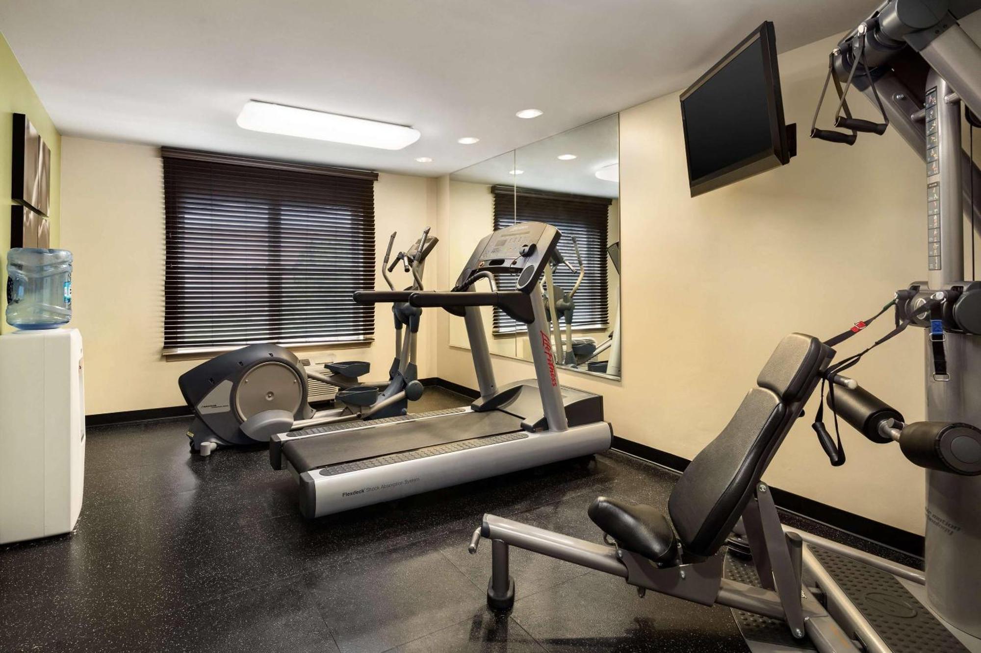 Country Inn & Suites By Radisson, Washington Dulles International Airport, Va Sterling Ngoại thất bức ảnh